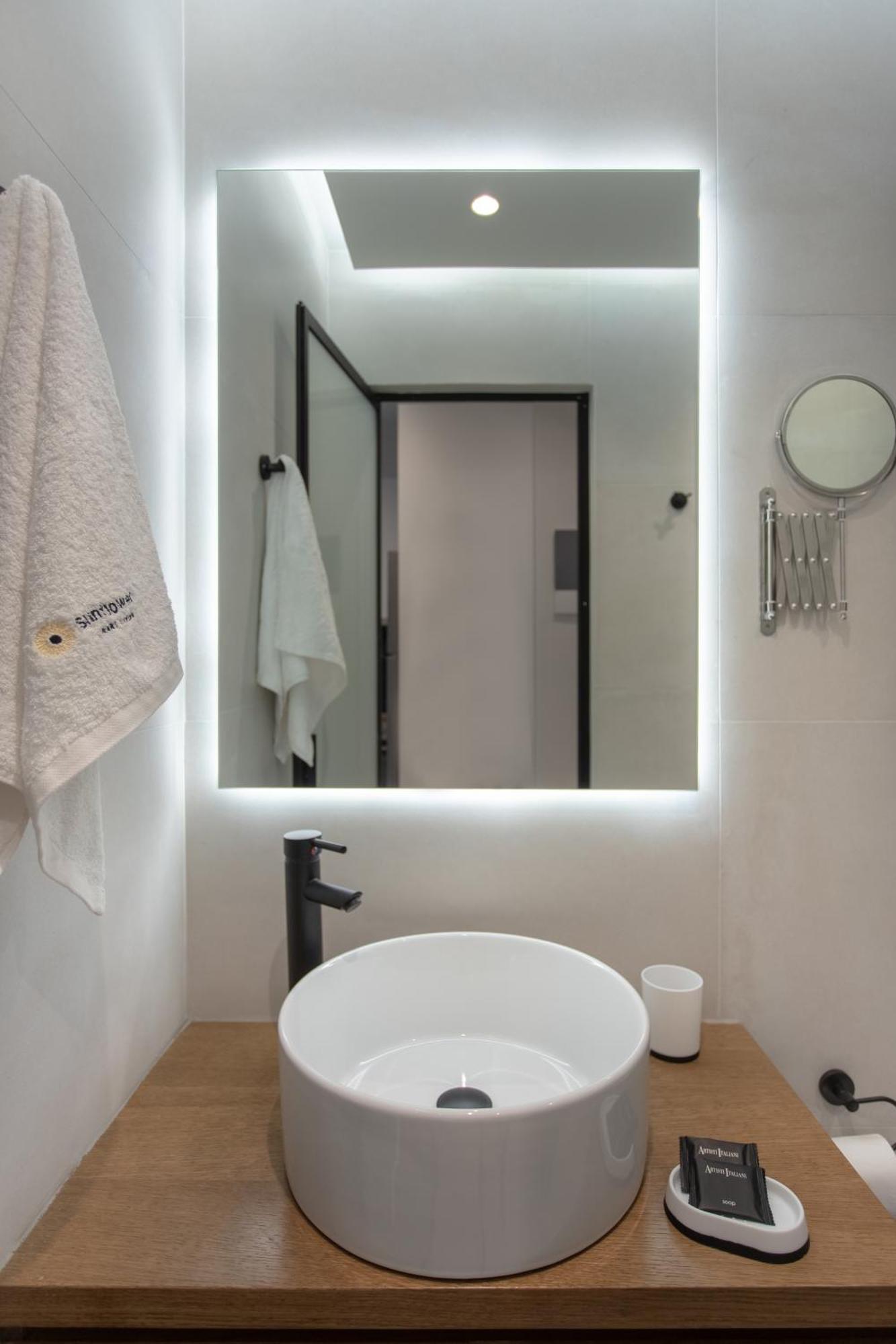 Sunflower Smartliving Suites Heraklion  Exterior photo